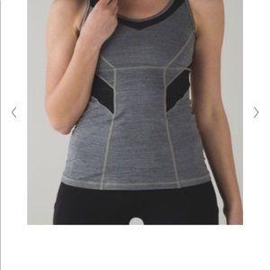 Lululemon strap it like it’s hot tank size Small